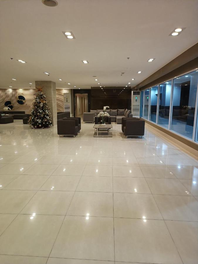 Amigo'S Place At Sea Residences Manille Extérieur photo